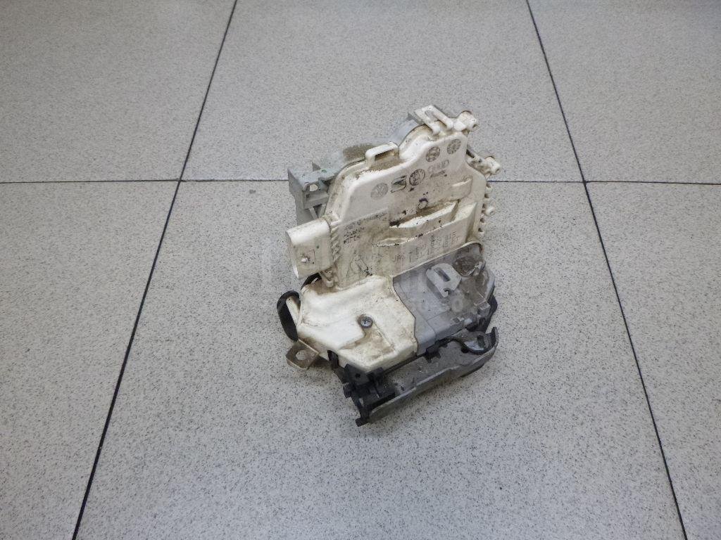 Замок двери задней левой