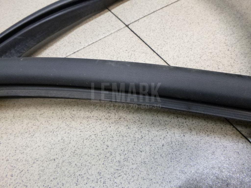 Уплотнитель двери для  Acura MDX 2013-2020