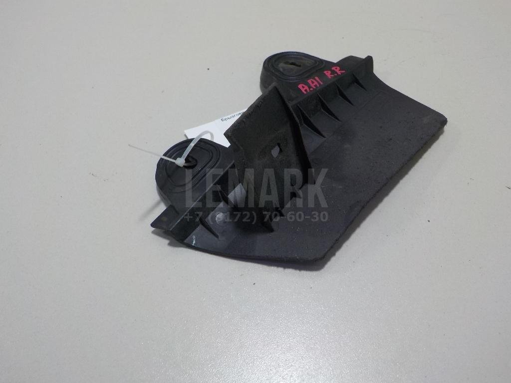 Брызговик задний правый