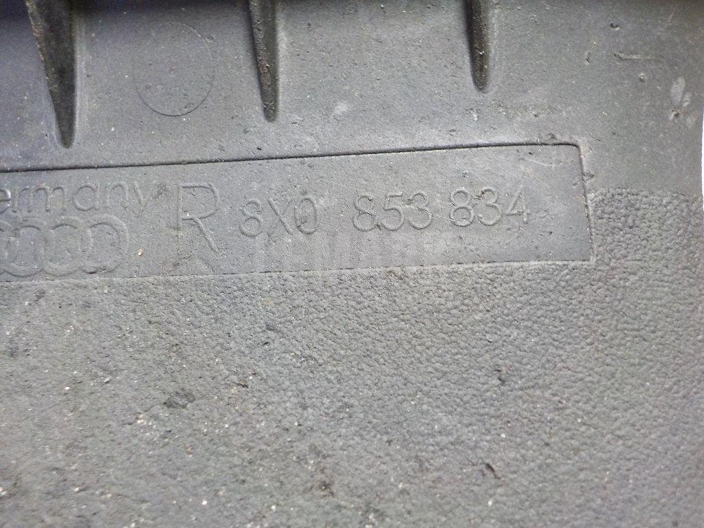 Брызговик задний правый