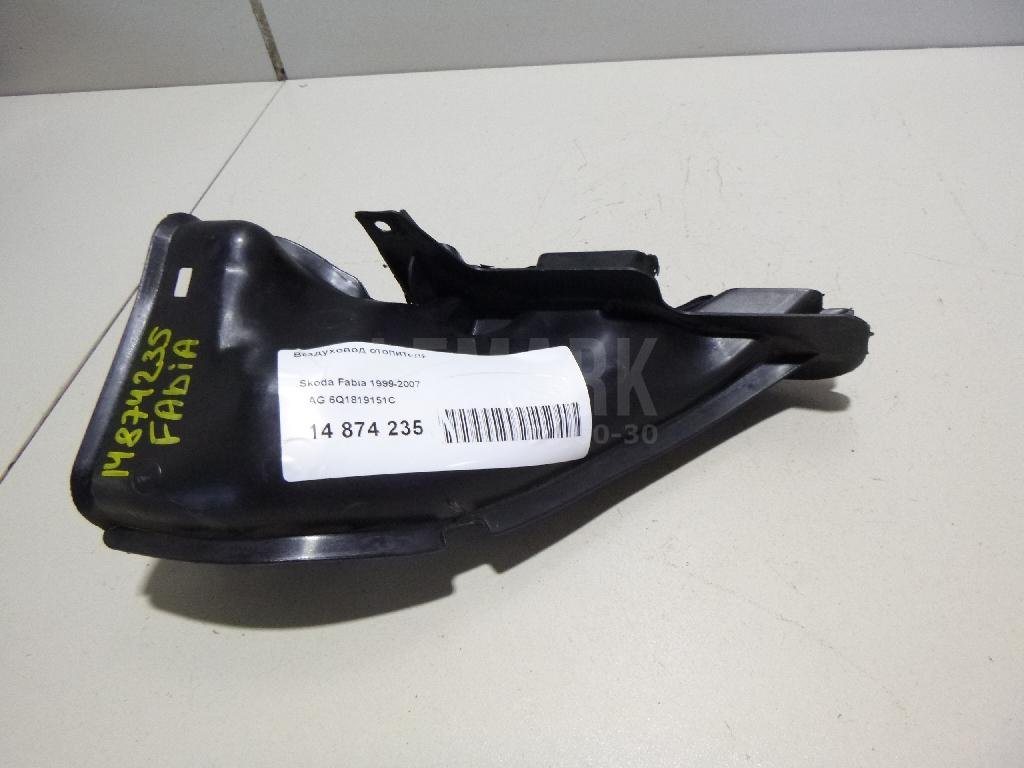 Воздуховод отопителя