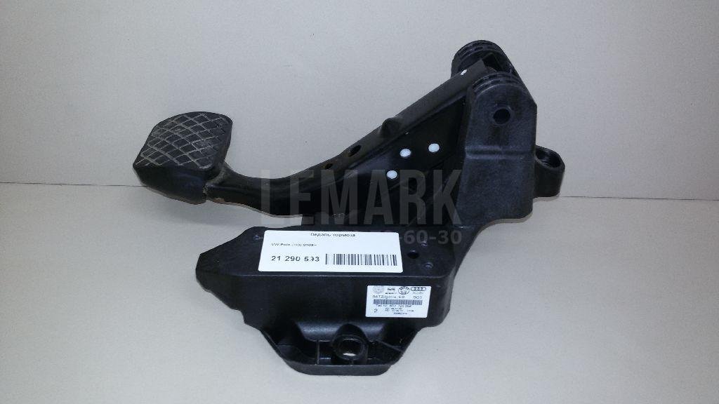 Педаль тормоза