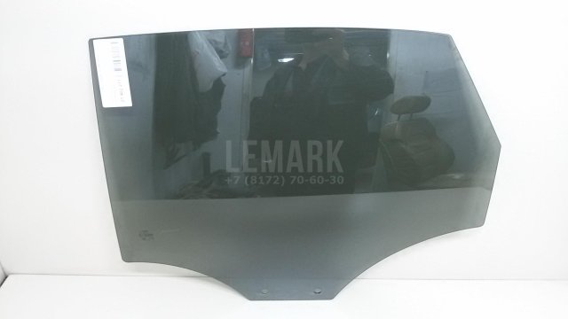 Стекло двери задней левой