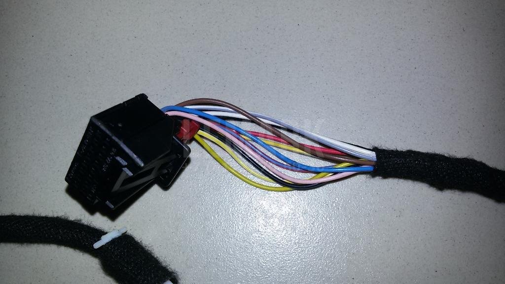 Зеркало правое электрическое