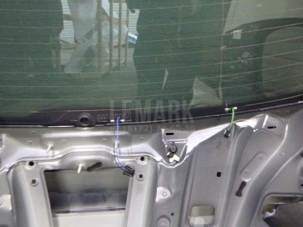Дверь багажника со стеклом