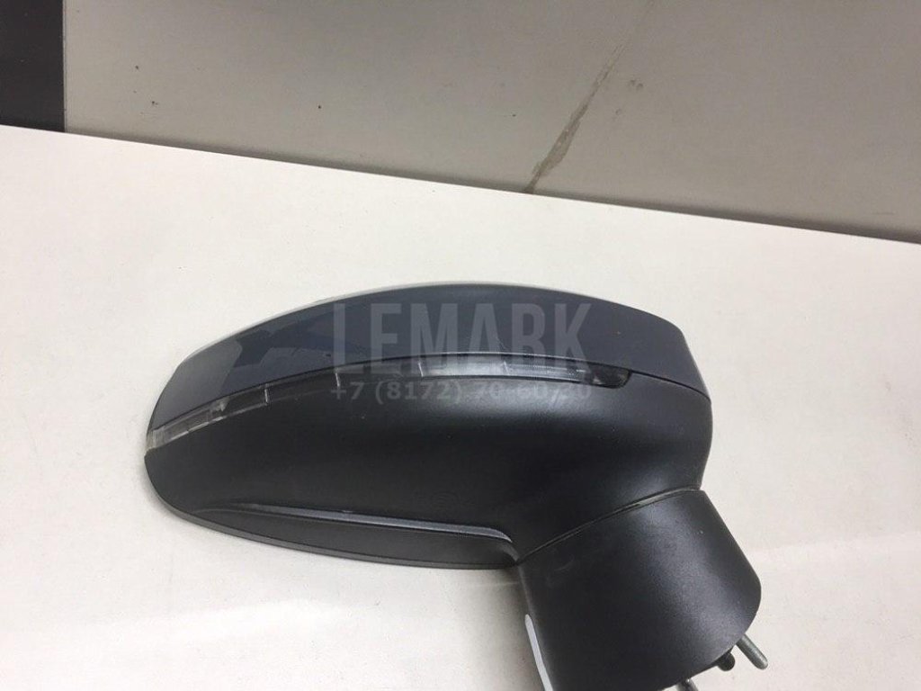 Зеркало правое электрическое
