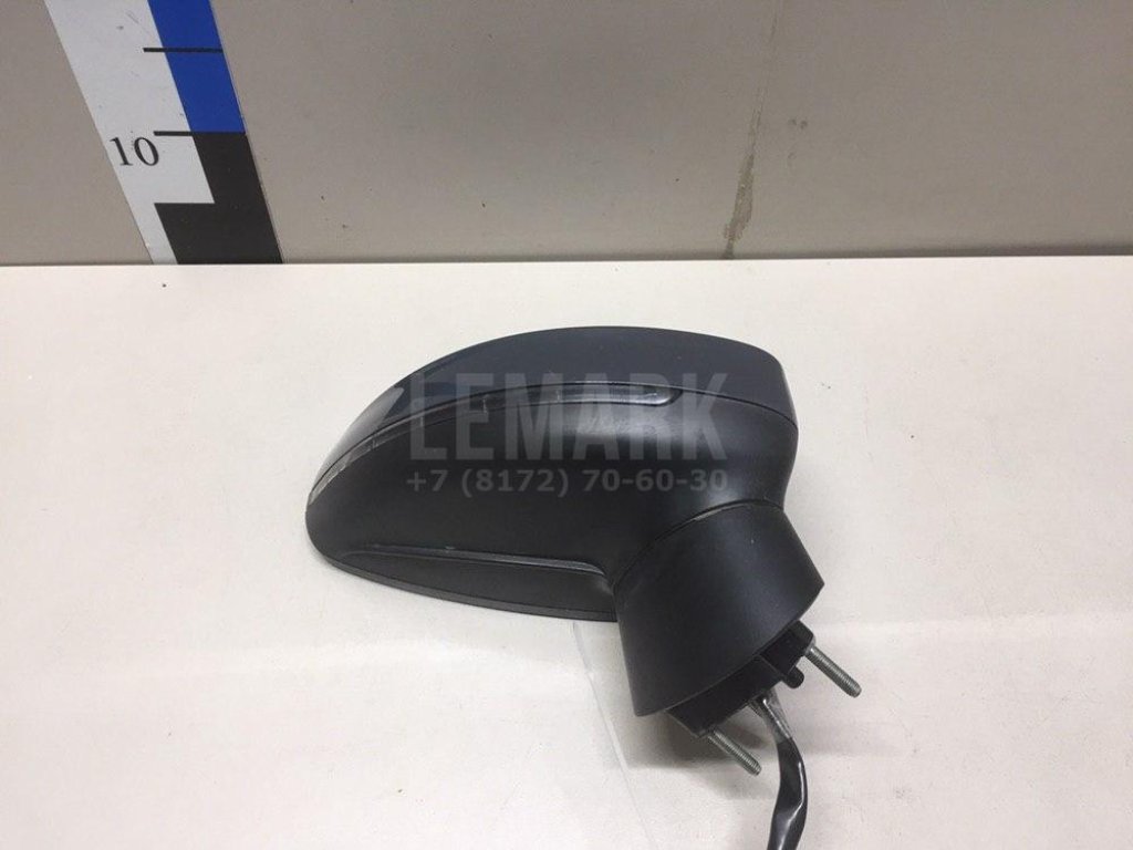 Зеркало правое электрическое