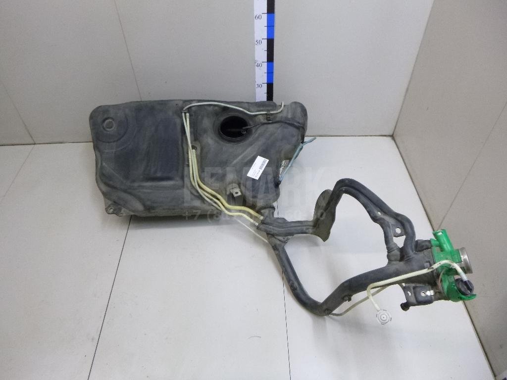 Бак топливный