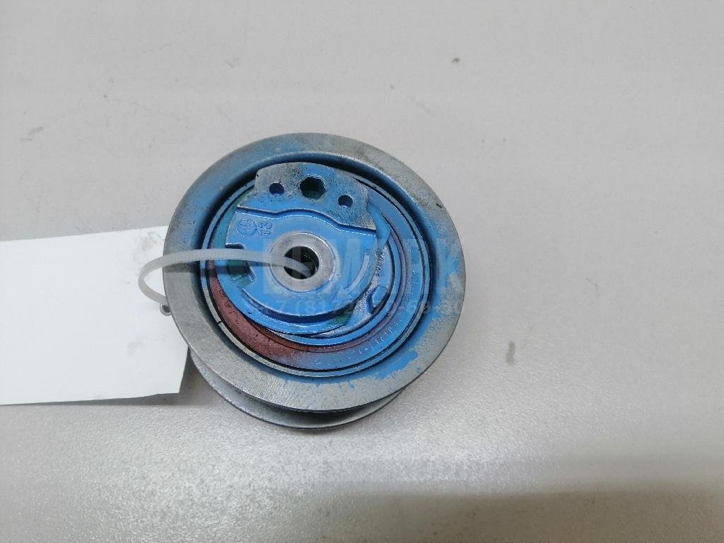 Ролик-натяжитель ремня ГРМ