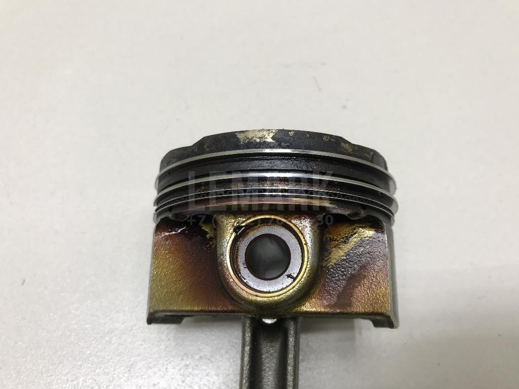 Поршень с шатуном для  Audi A4 [B9] 2015