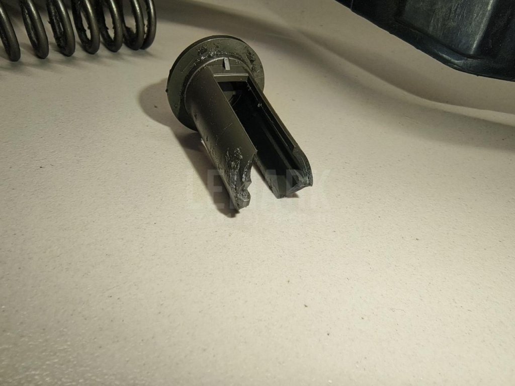 Педаль сцепления