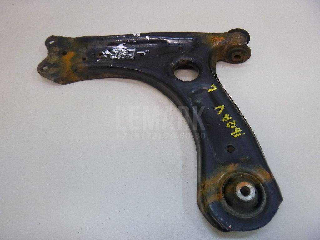 Рычаг передний левый