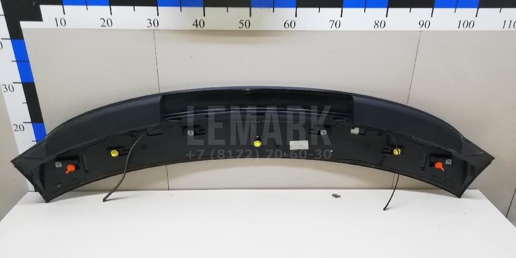 Спойлер (дефлектор) багажника