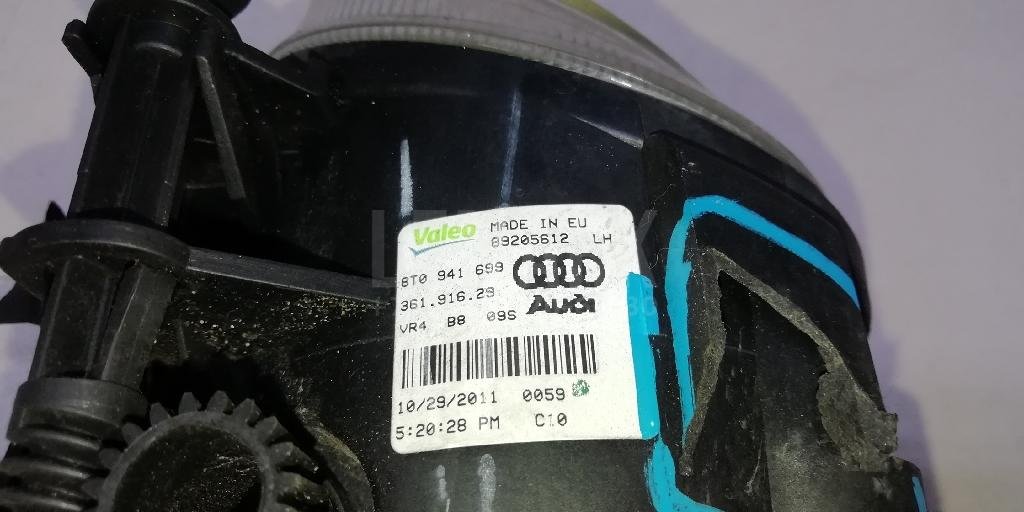 Фара противотуманная левая