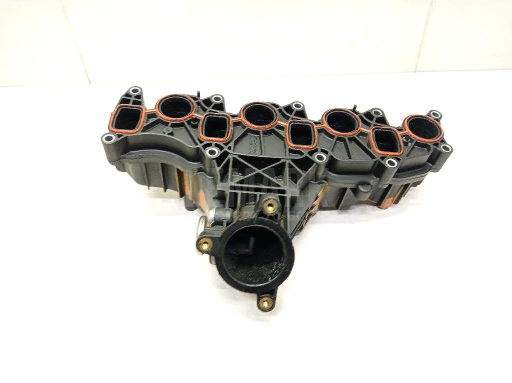 Коллектор впускной