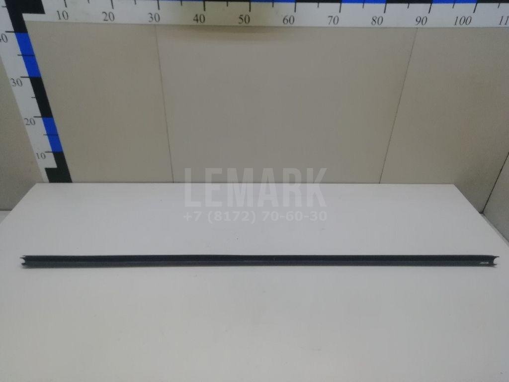 Уплотнитель стекла двери для  Audi A4 [B5] 1994-2001