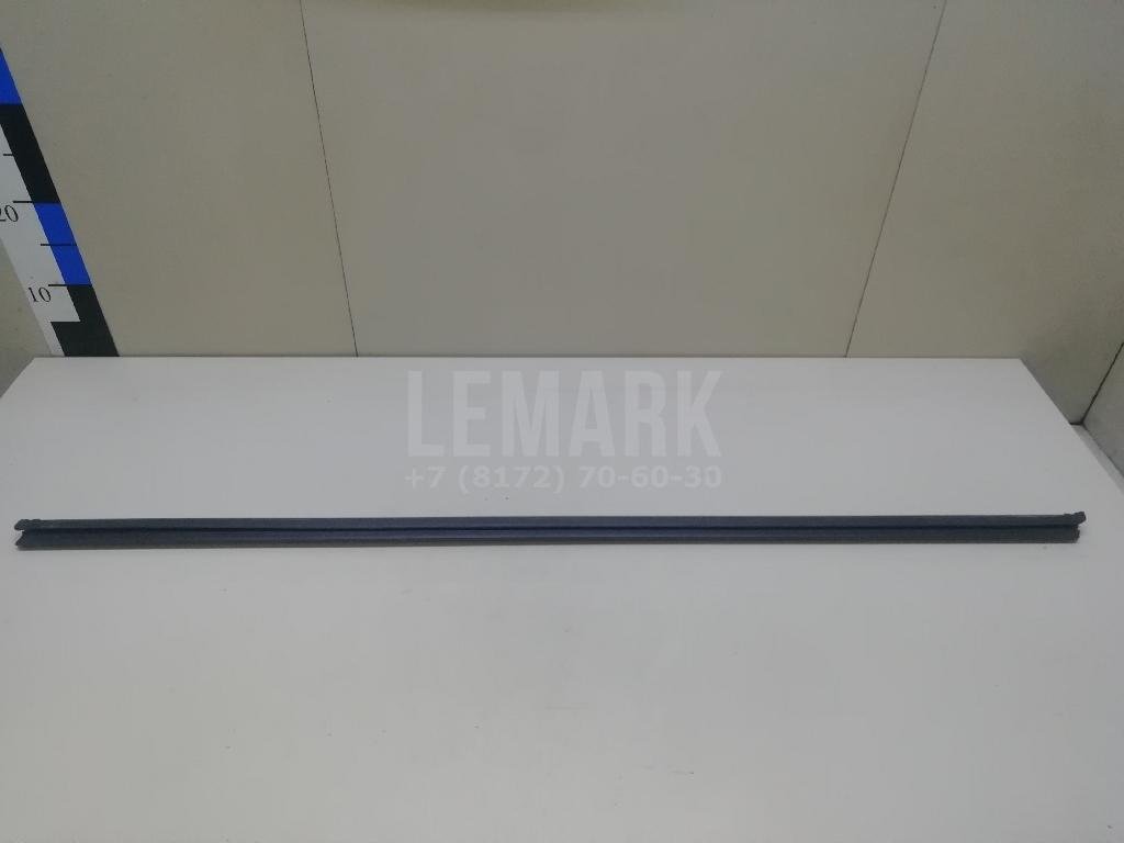 Уплотнитель стекла двери для  Audi A4 [B5] 1994-2001