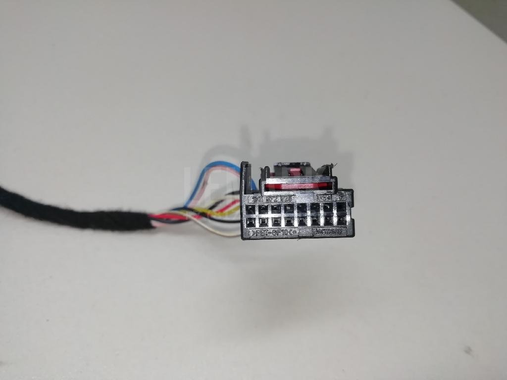 Зеркало правое электрическое