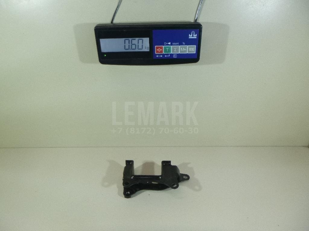 Кронштейн опоры КПП для  Audi A3 [8PA] Sportback 2004-2013