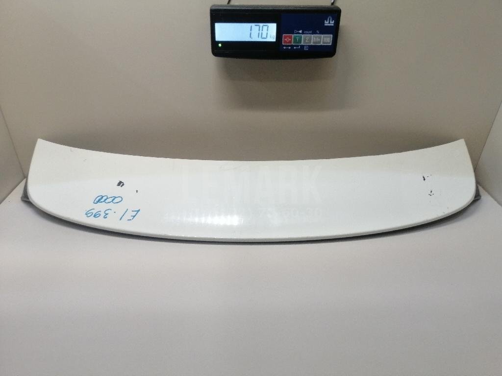 Спойлер (дефлектор) багажника