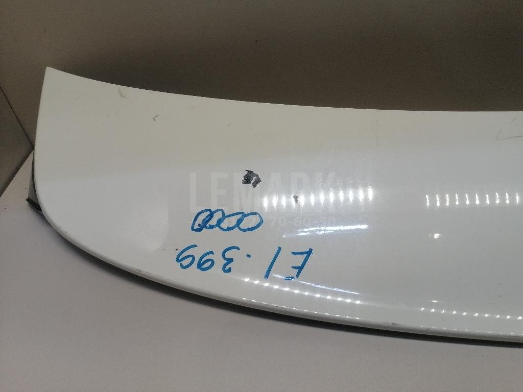 Спойлер (дефлектор) багажника