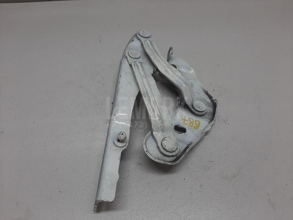 Петля капота левая