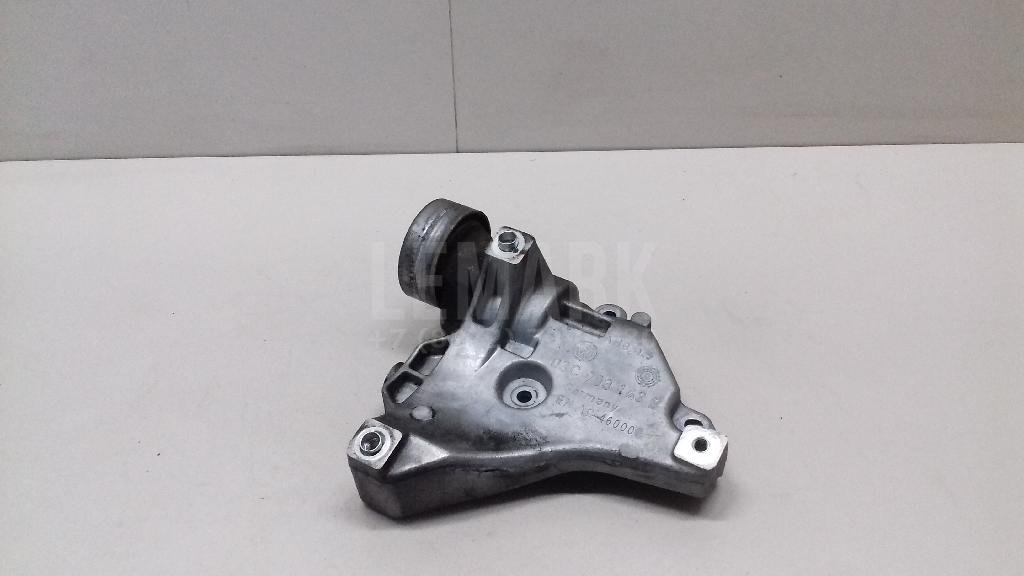 Кронштейн генератора