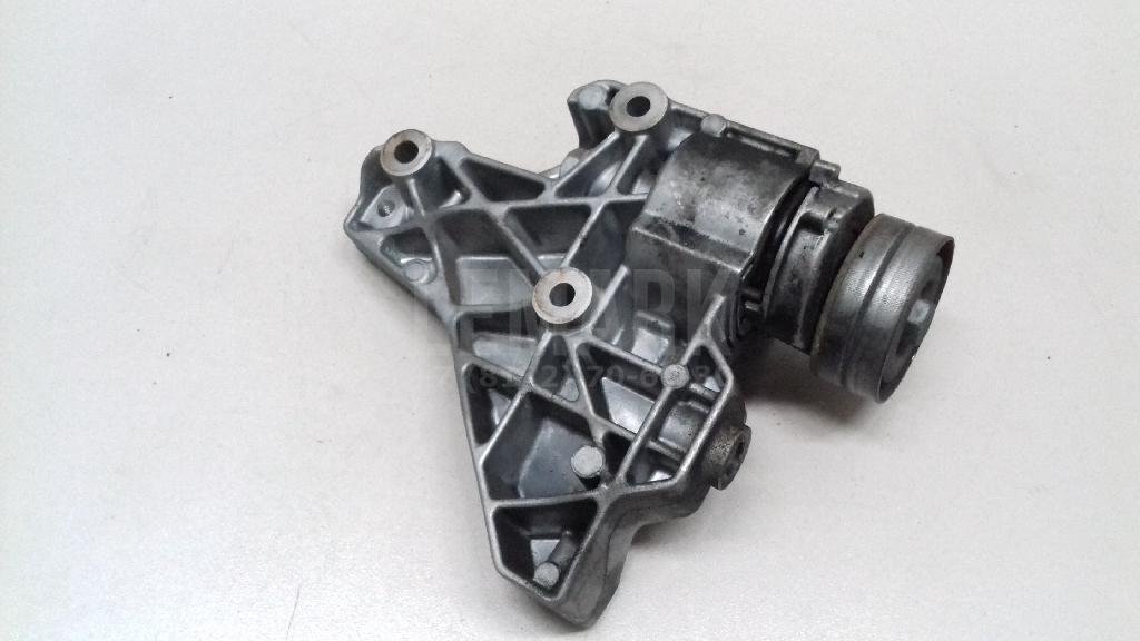 Кронштейн генератора