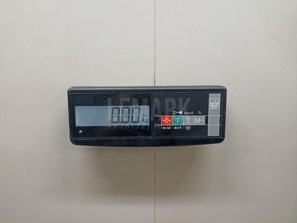 Эмблема на крышку багажника