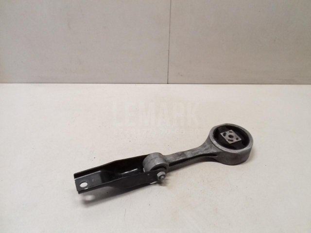 Опора двигателя задняя