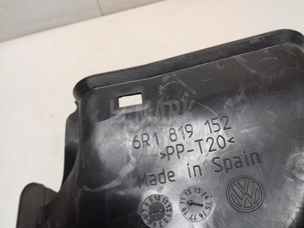 Воздуховод отопителя