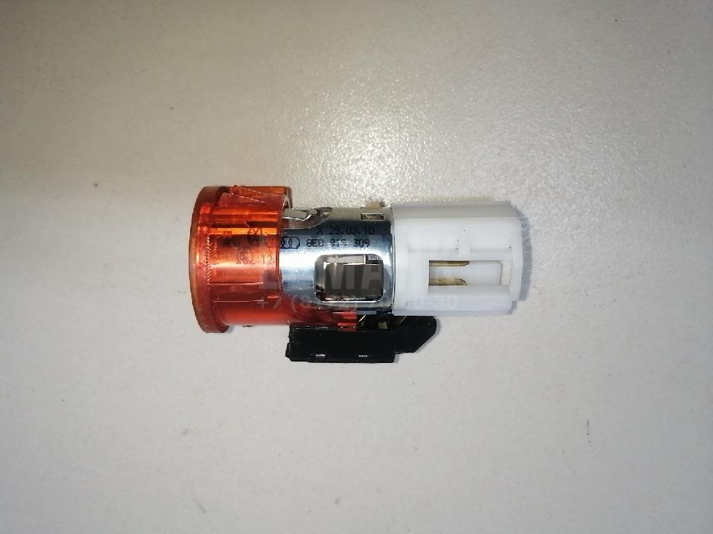 Гнездо прикуривателя