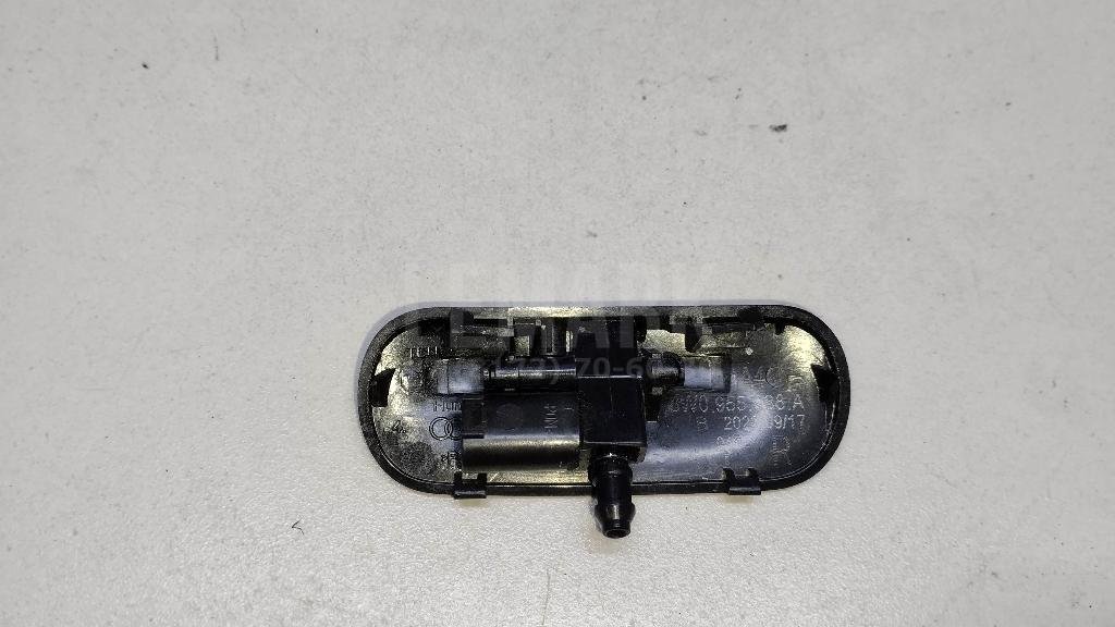 Форсунка омывателя лобового стекла