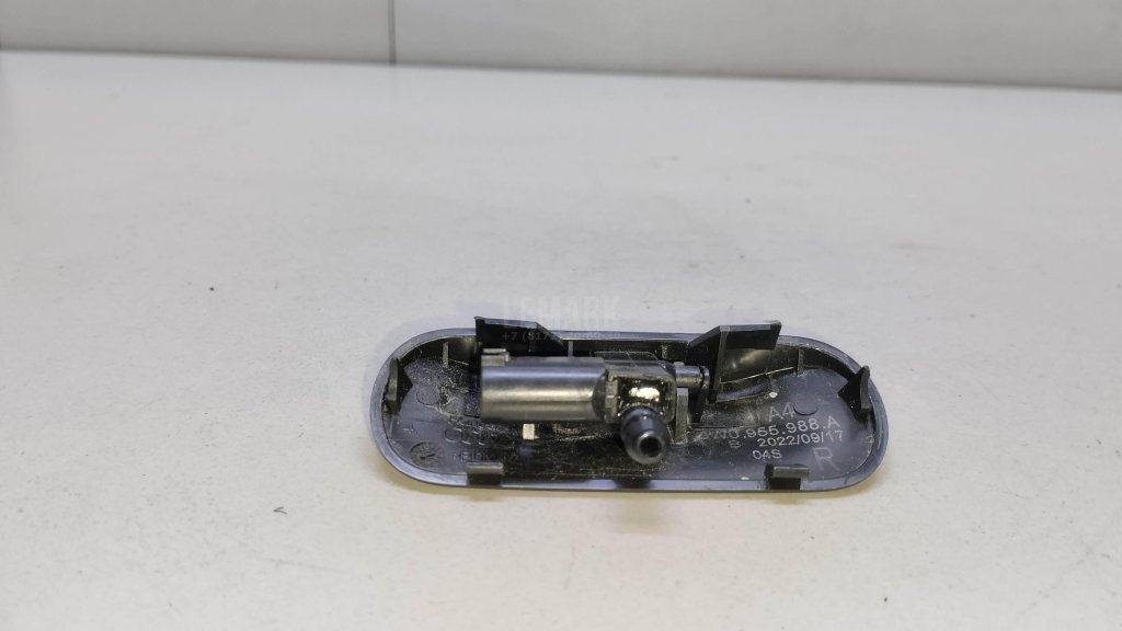 Форсунка омывателя лобового стекла