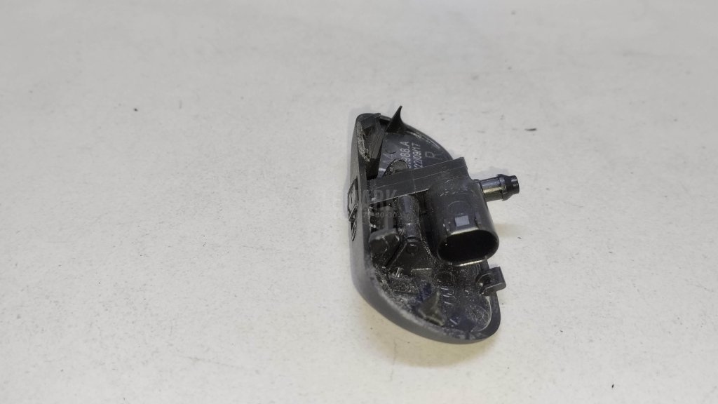 Форсунка омывателя лобового стекла