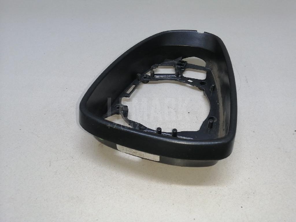 Рамка зеркала правого