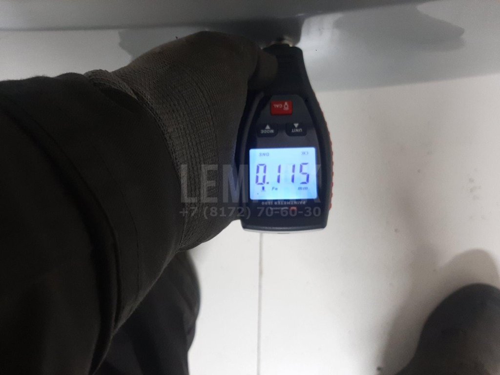 Дверь багажника со стеклом