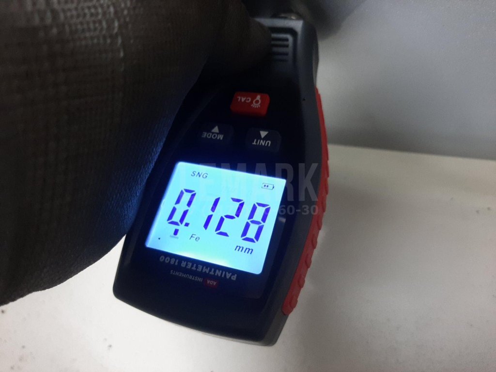 Дверь багажника со стеклом