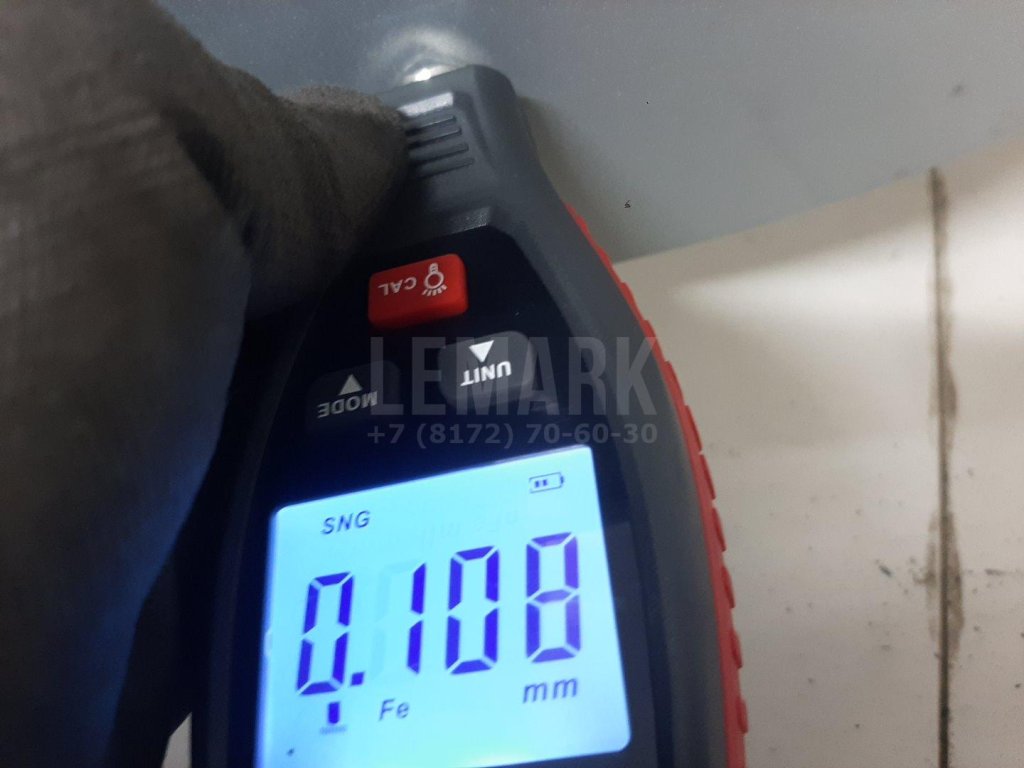 Дверь багажника со стеклом