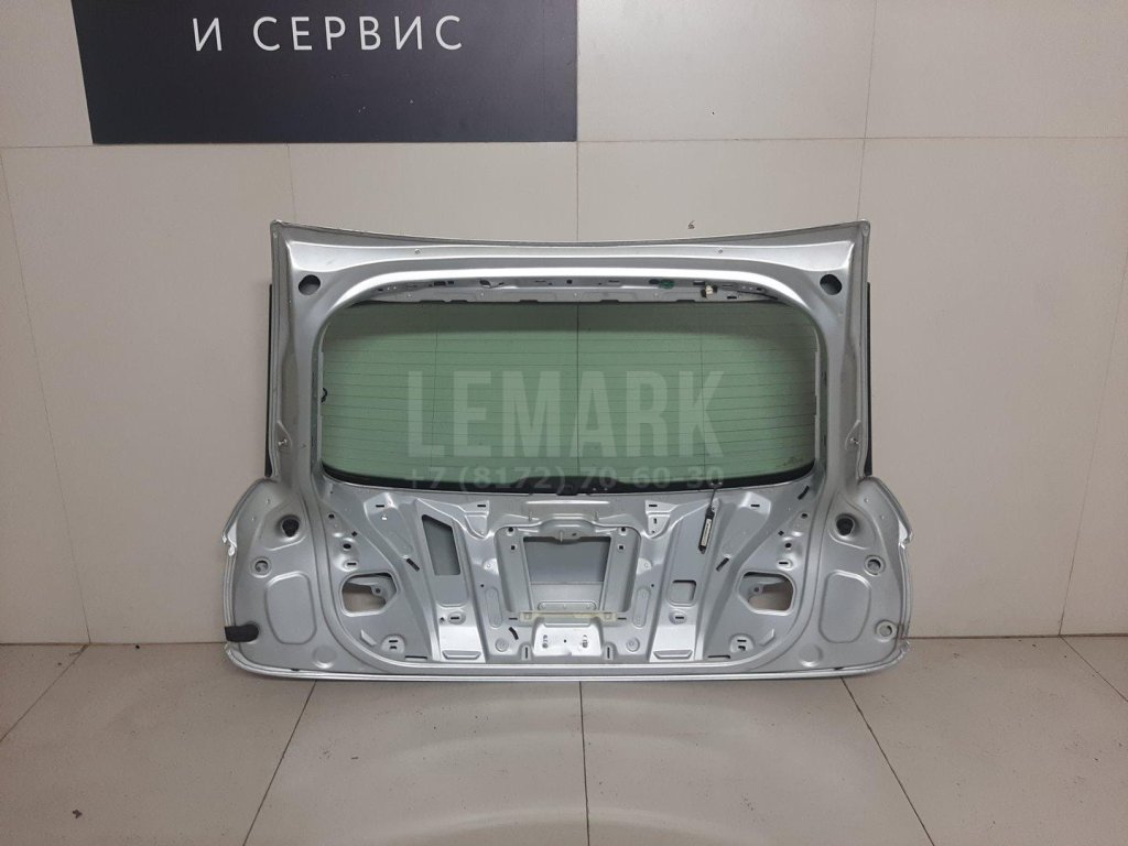 Дверь багажника со стеклом