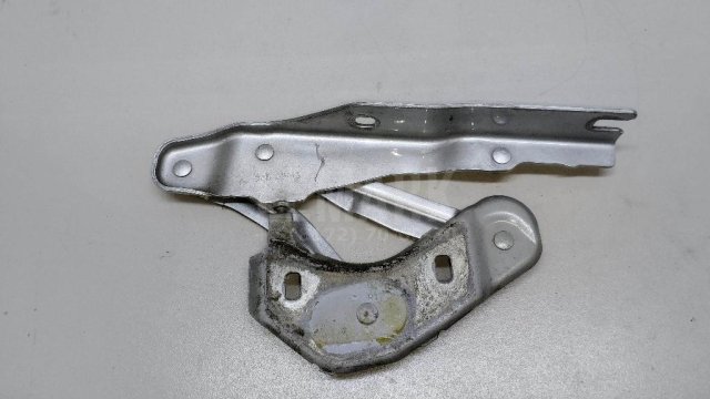 Петля капота левая