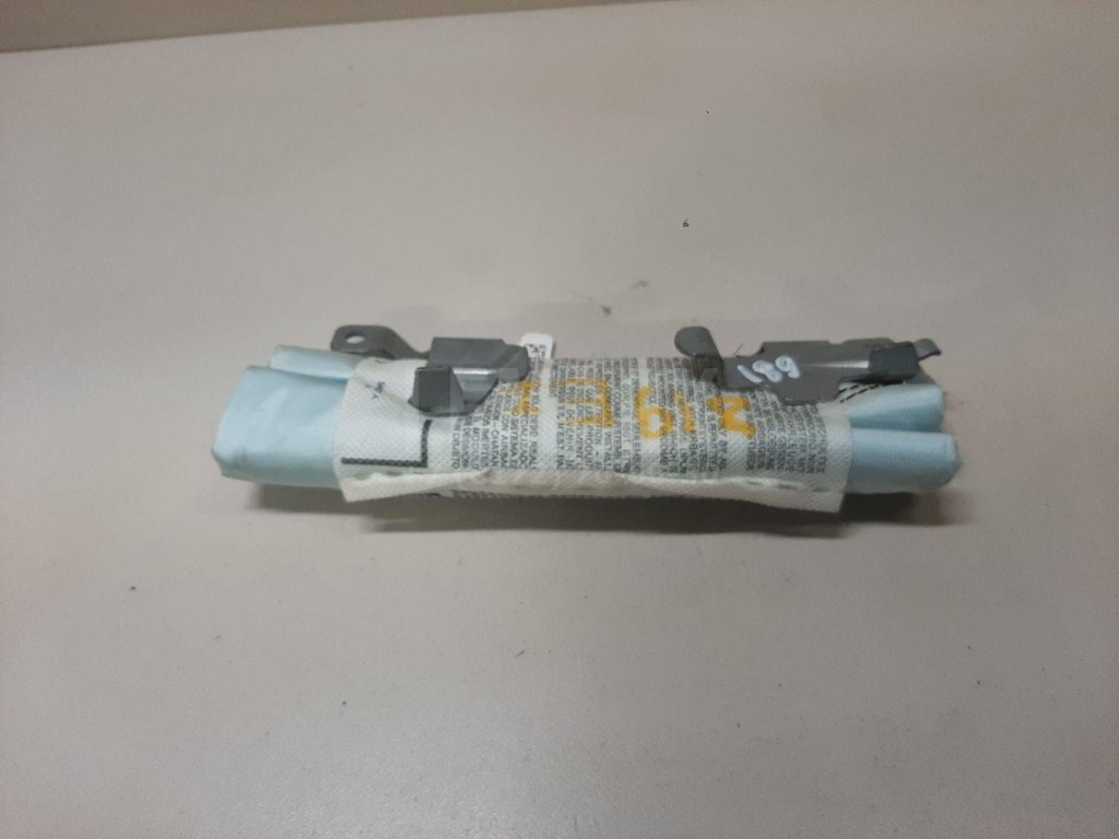 Подушка безопасности боковая (в сиденье)