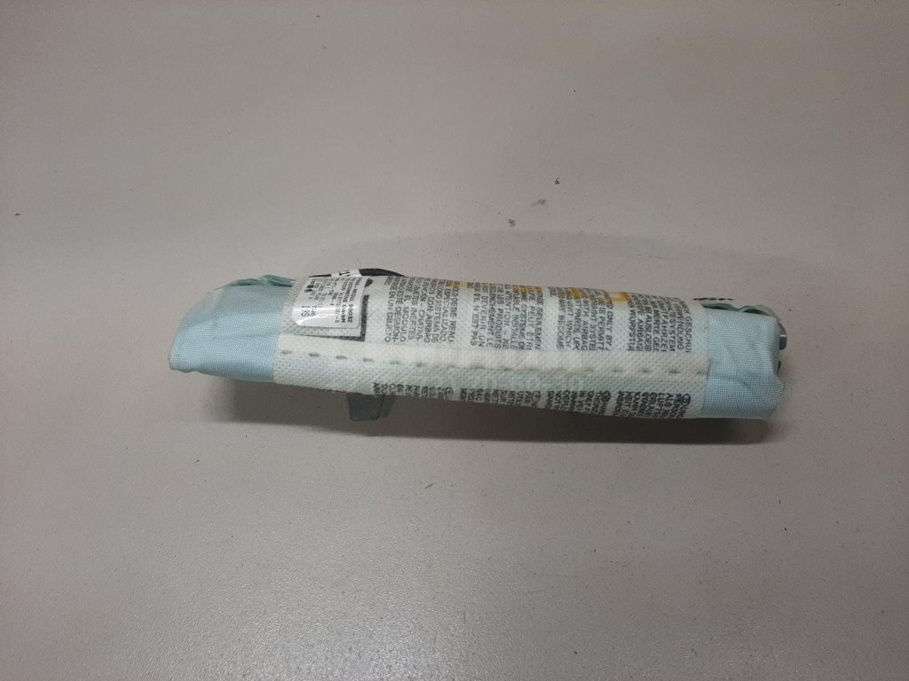 Подушка безопасности боковая (в сиденье)