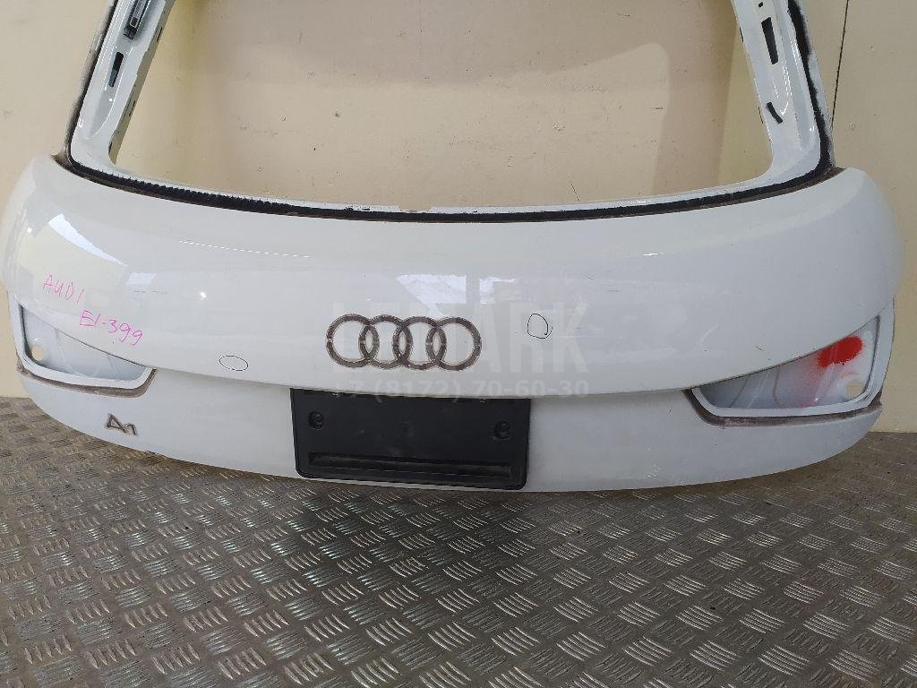 Дверь багажника