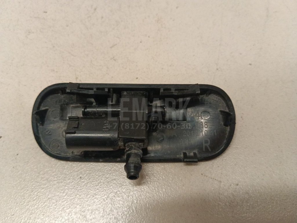 Форсунка омывателя лобового стекла