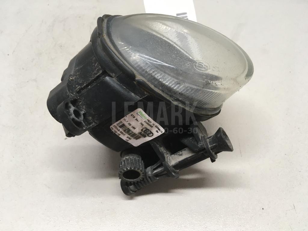 Фара противотуманная правая