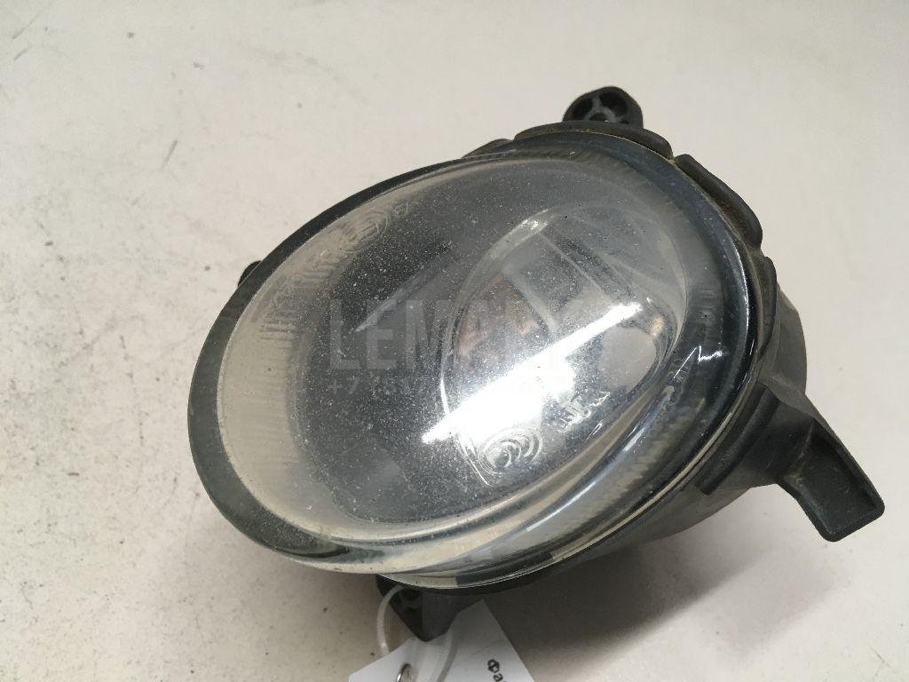 Фара противотуманная правая