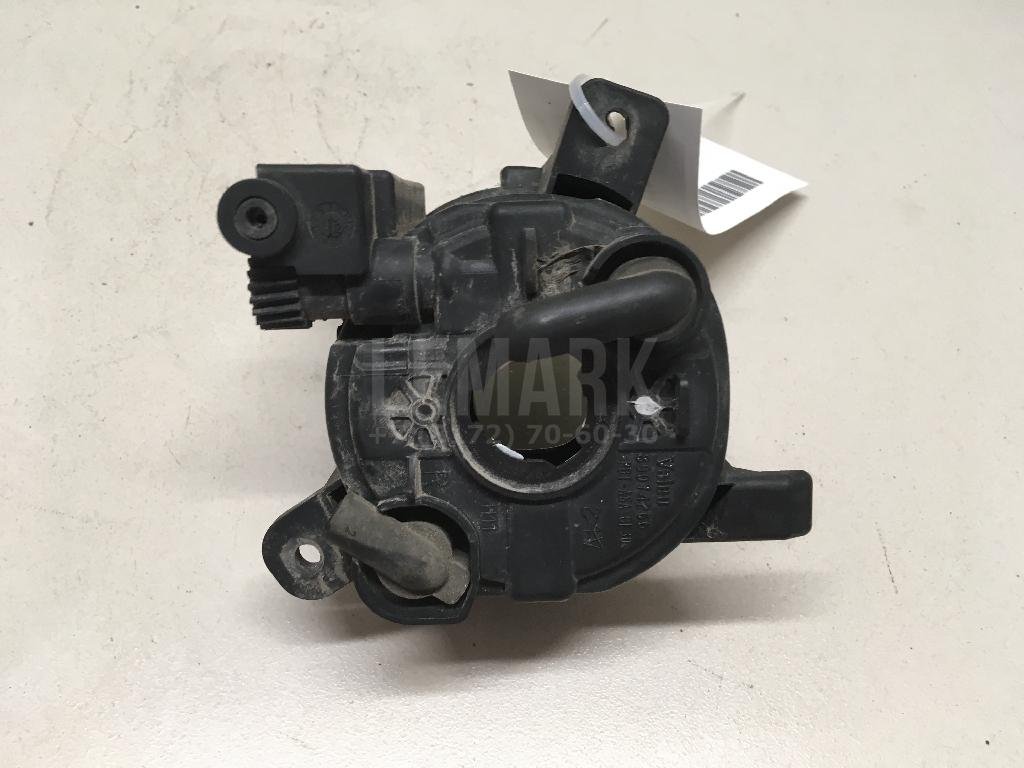 Фара противотуманная правая