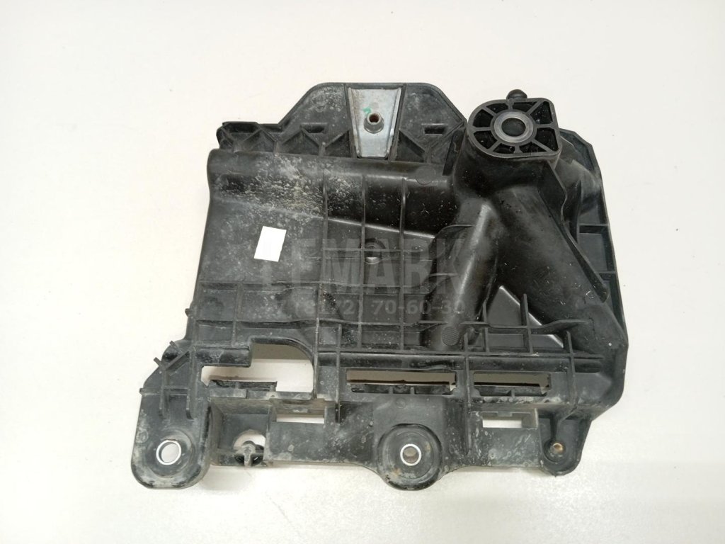 Крепление АКБ (корпус/подставка)