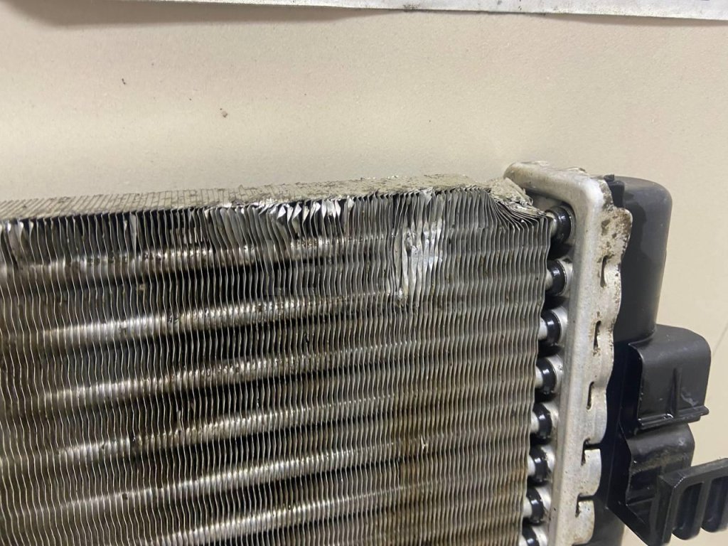 Радиатор основной